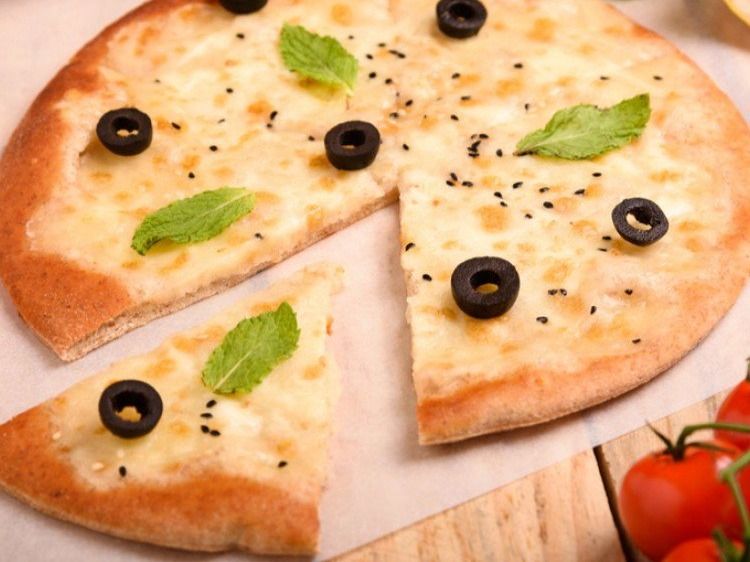 Kashkaval with olives