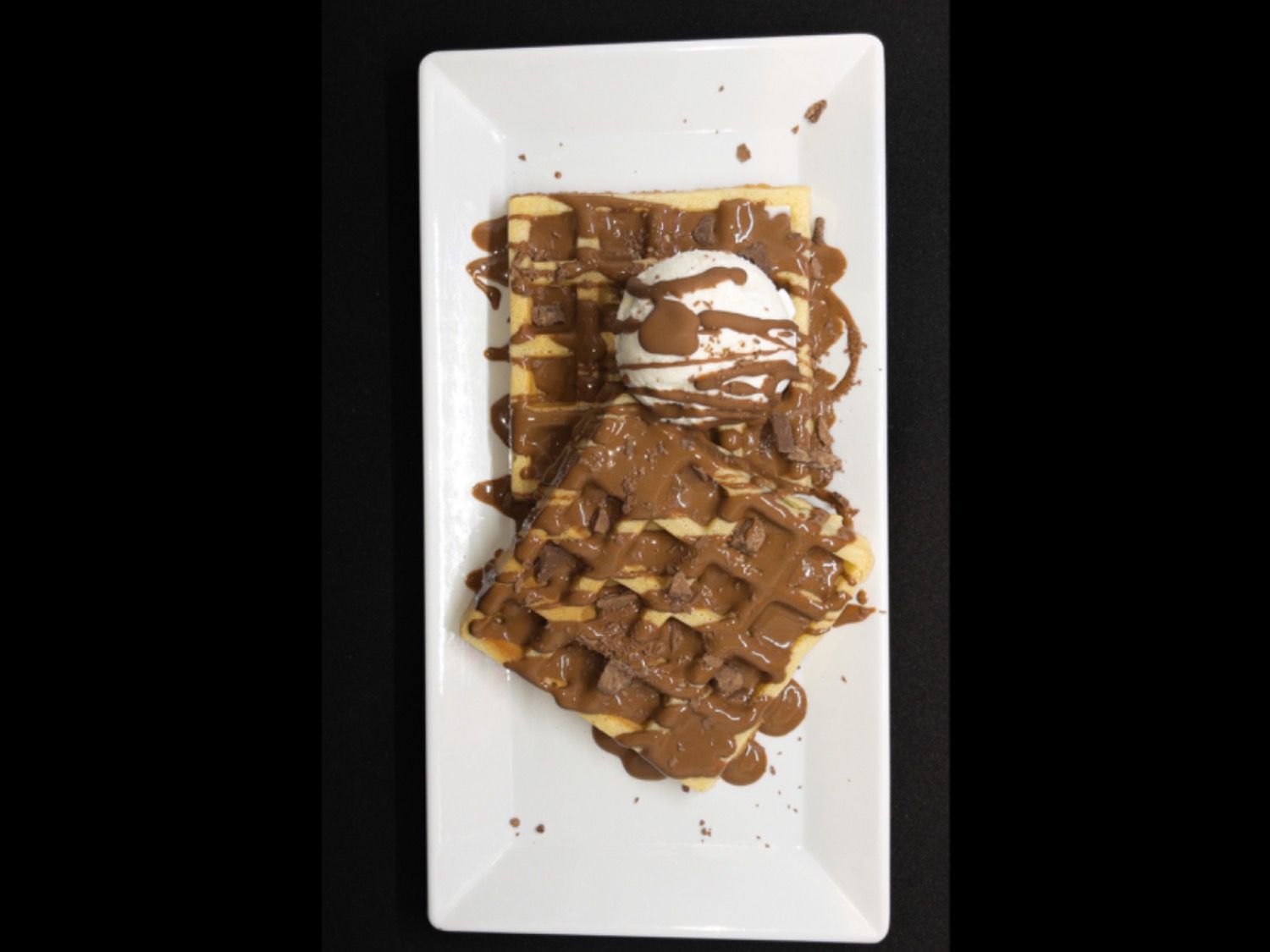 Milk chocolate waffle
