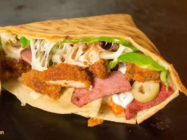 Mix Chicken Crepe