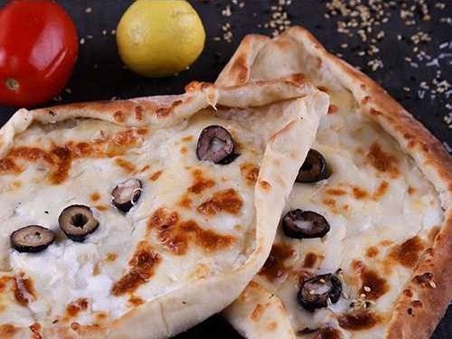 Labneh Manoucheh