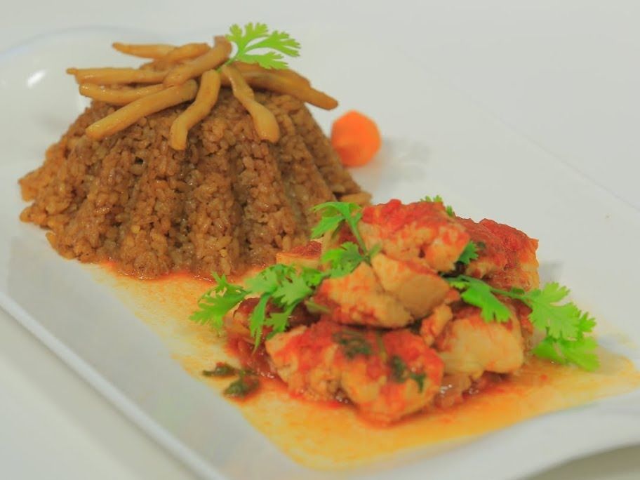 Fried Fish Fillet With Fried Shrimp And Tahini