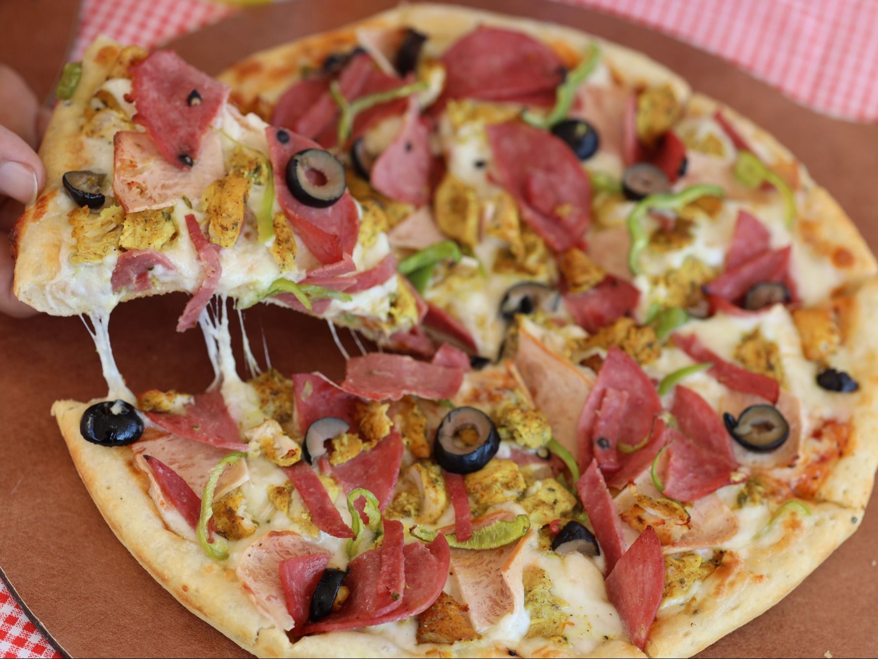 Chicken Supreme Pizza