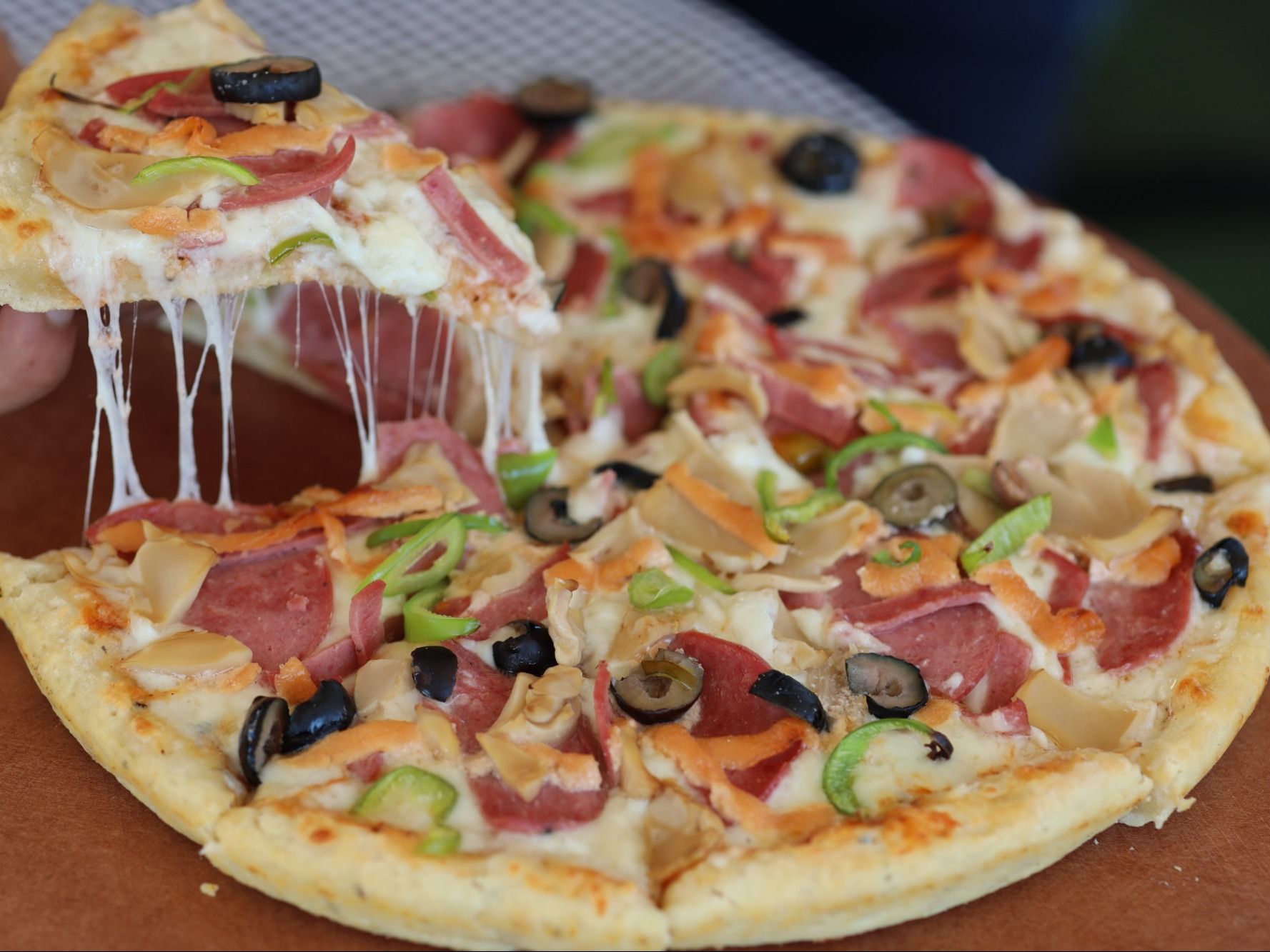 Smoke Mix Pizza