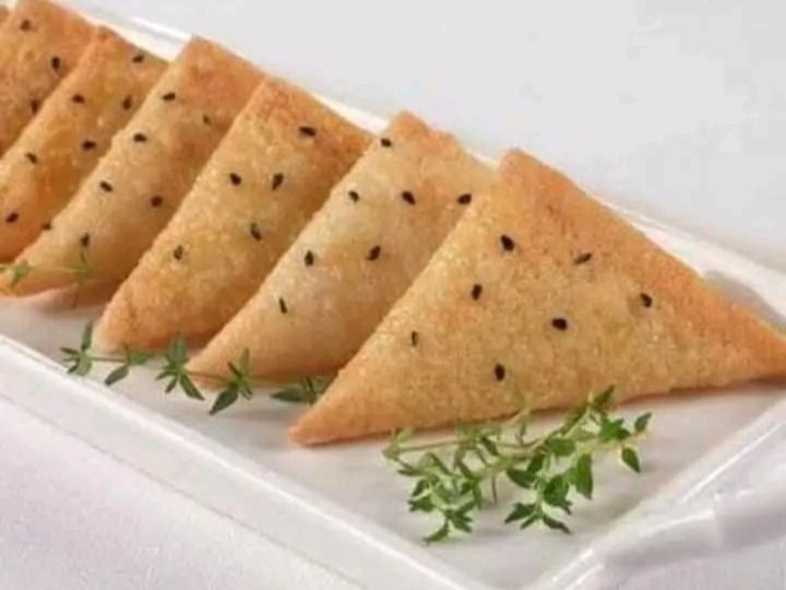Cheese Sambousek
