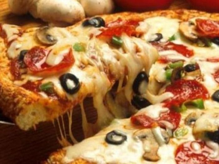 Takat Four Parts Italian Pizza