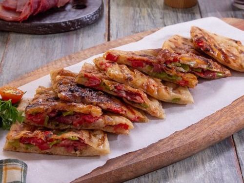 Pastrami Hawawshi