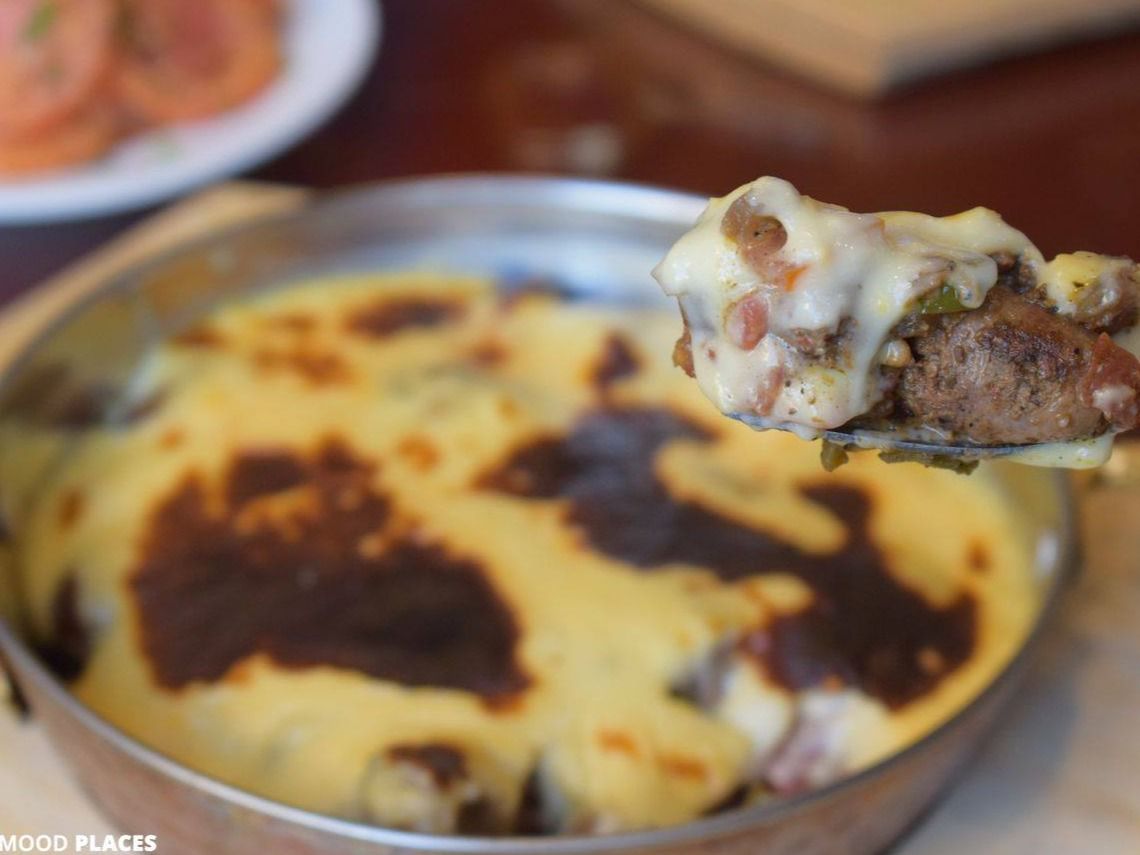 sausage with cheese Dish