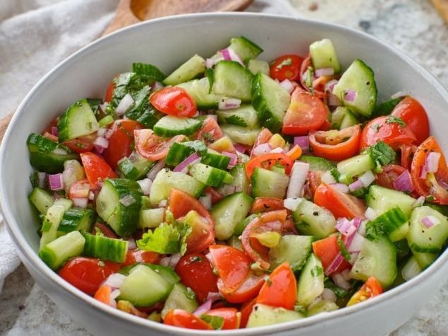 Baladi salad