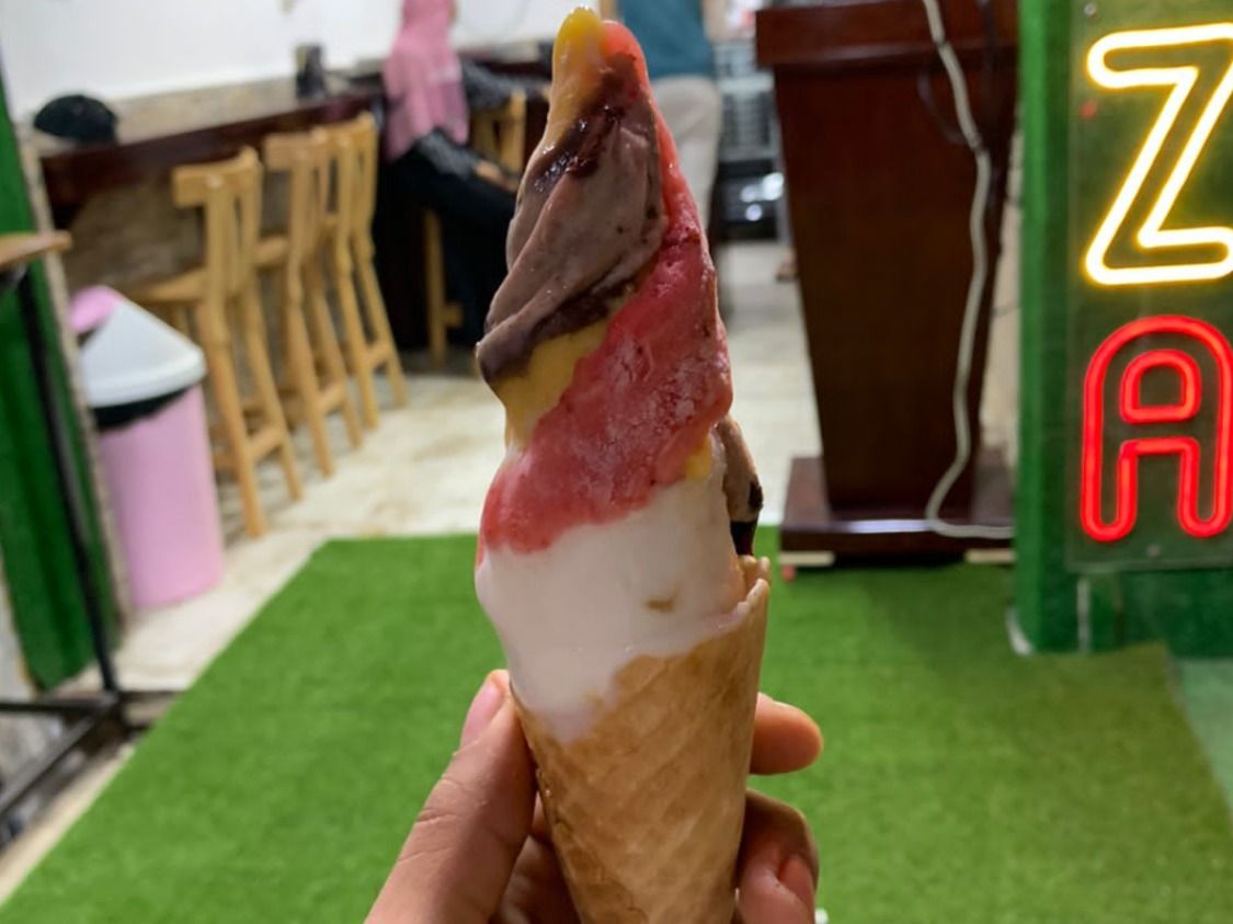 double cone Ice cream