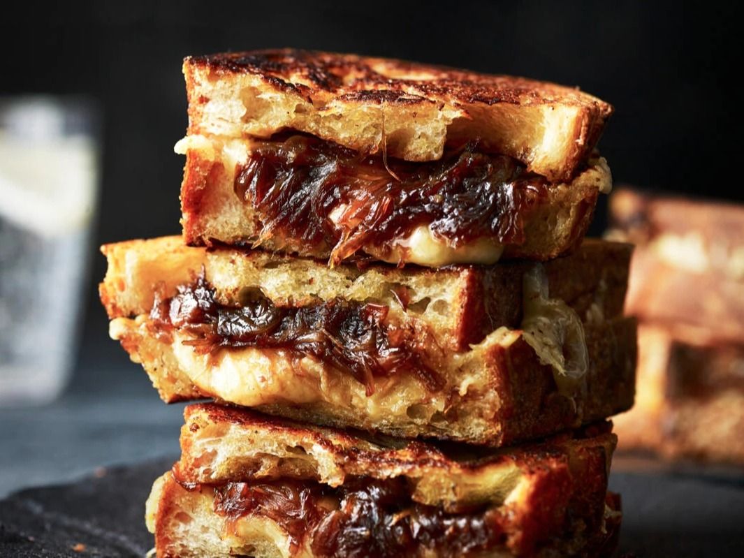 Peanut Butter And Nutella Thick N' Fluffy French Toast