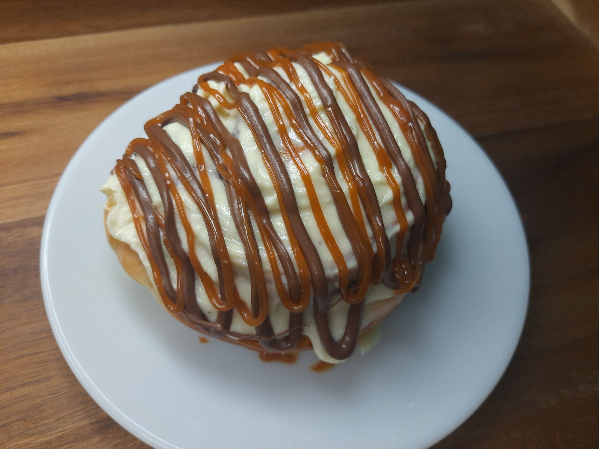 Cinnabon With Nutella And Caramel Sauce