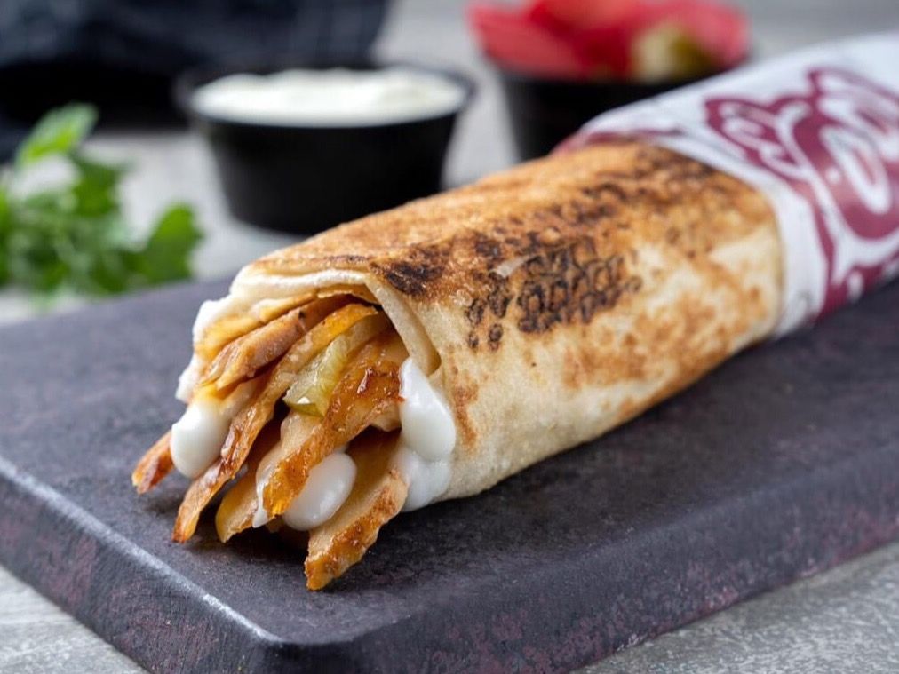 Garlic dip chicken sandwich