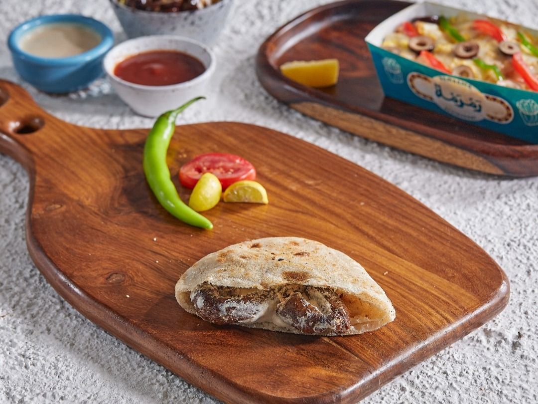 Charcoal Sausage Sandwich