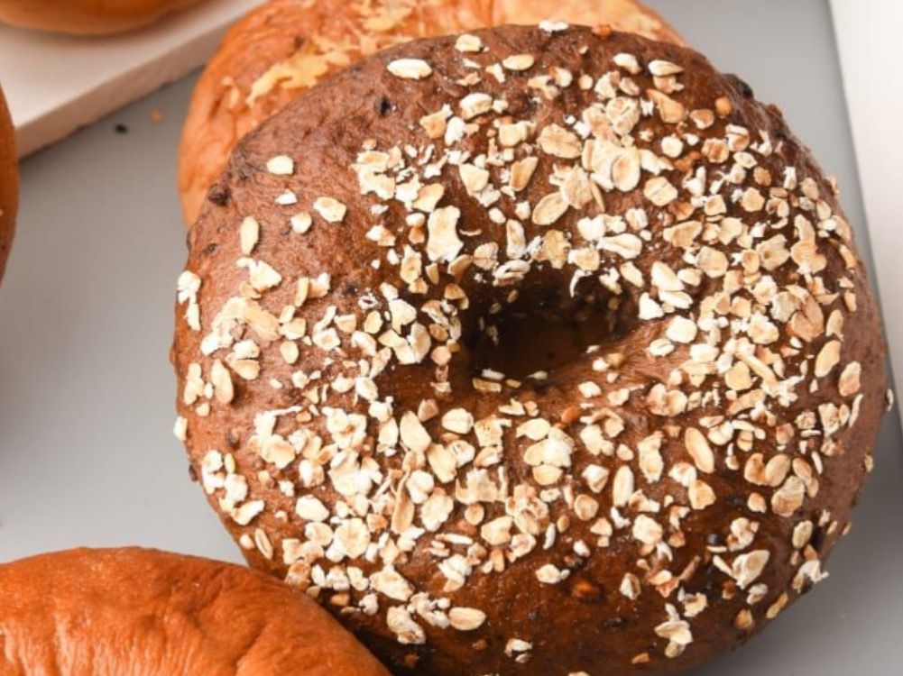 Brown Bagel with Oats