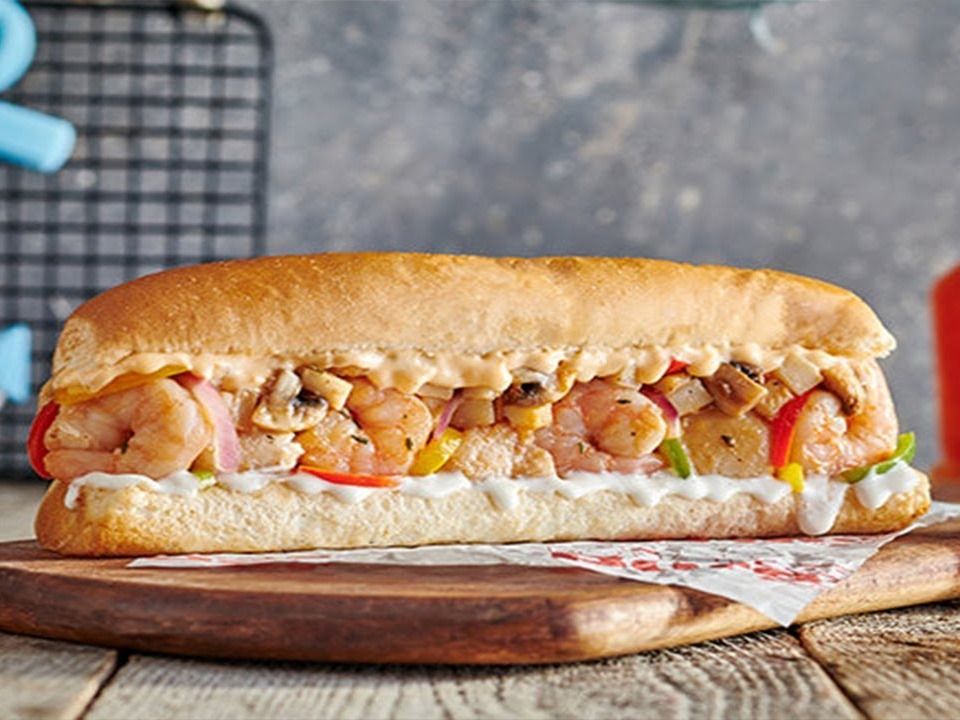 Grilled shrimp sandwich with mozzarella cheese