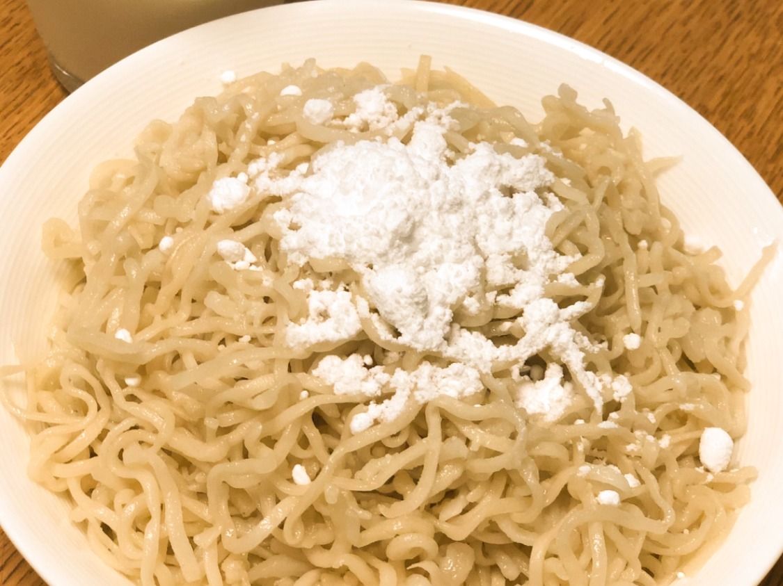 Adouseeh With Powdered Sugar