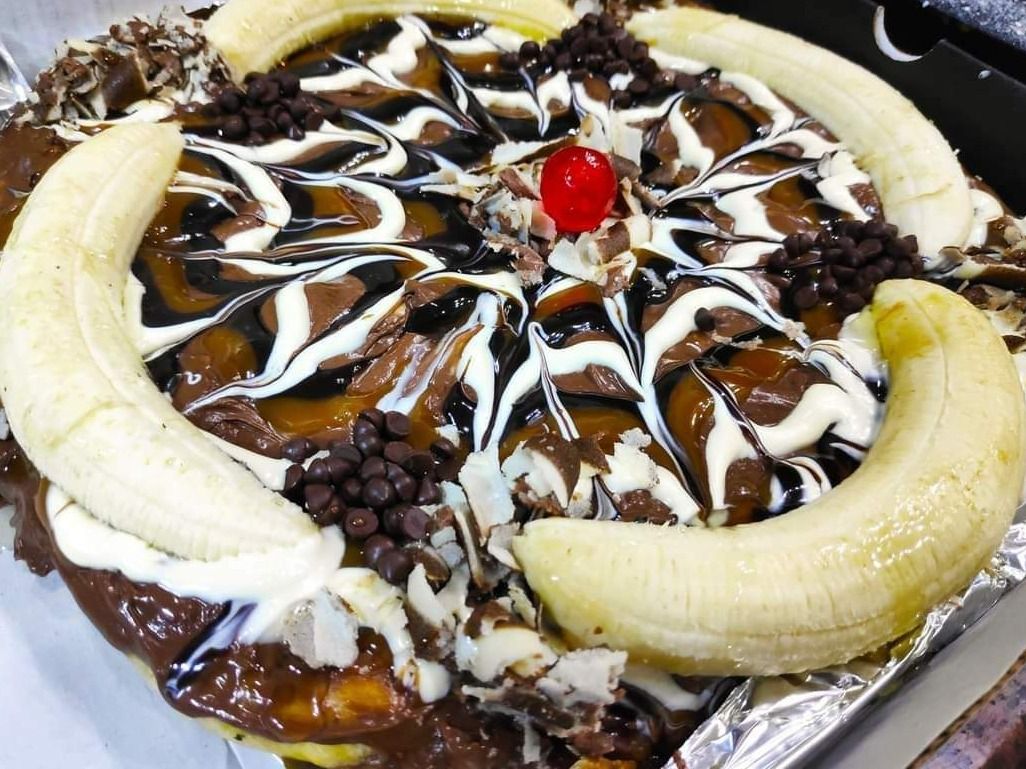 Boughasha With Cinnamon And Banana Pie