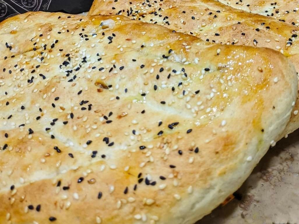 Mix Chicken Calzone