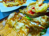 Mix Seafood Roll With Ranch Sauce Pie