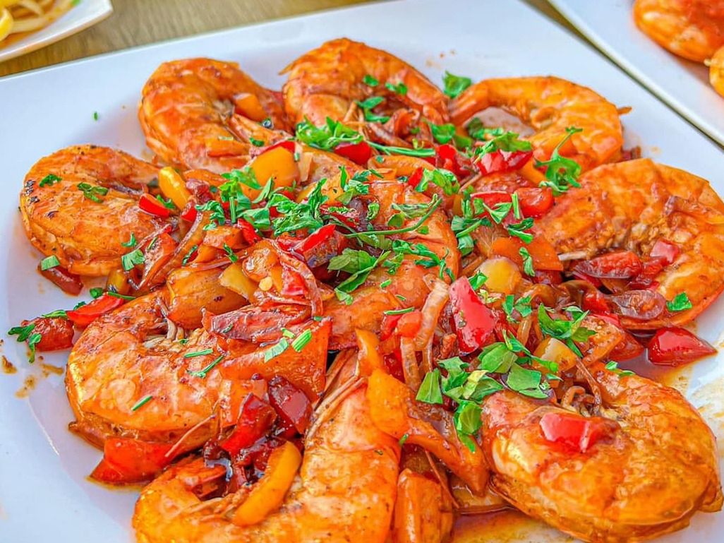 Grilled shrimp with pasta or rice