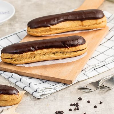Chocolate Eclair
