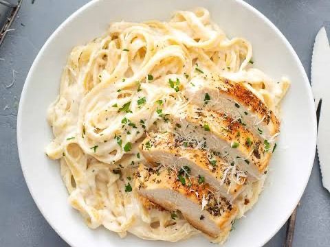 Chicken Fettuccine Alfredo