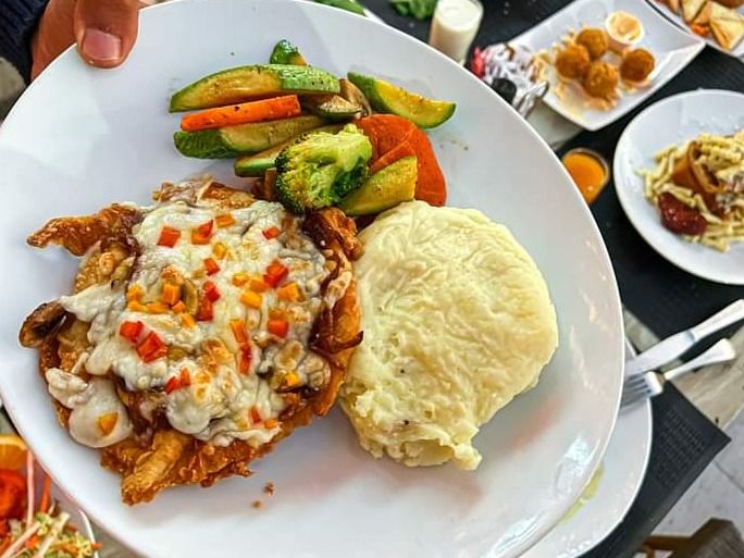 Chicken Mashroom Mozzarella