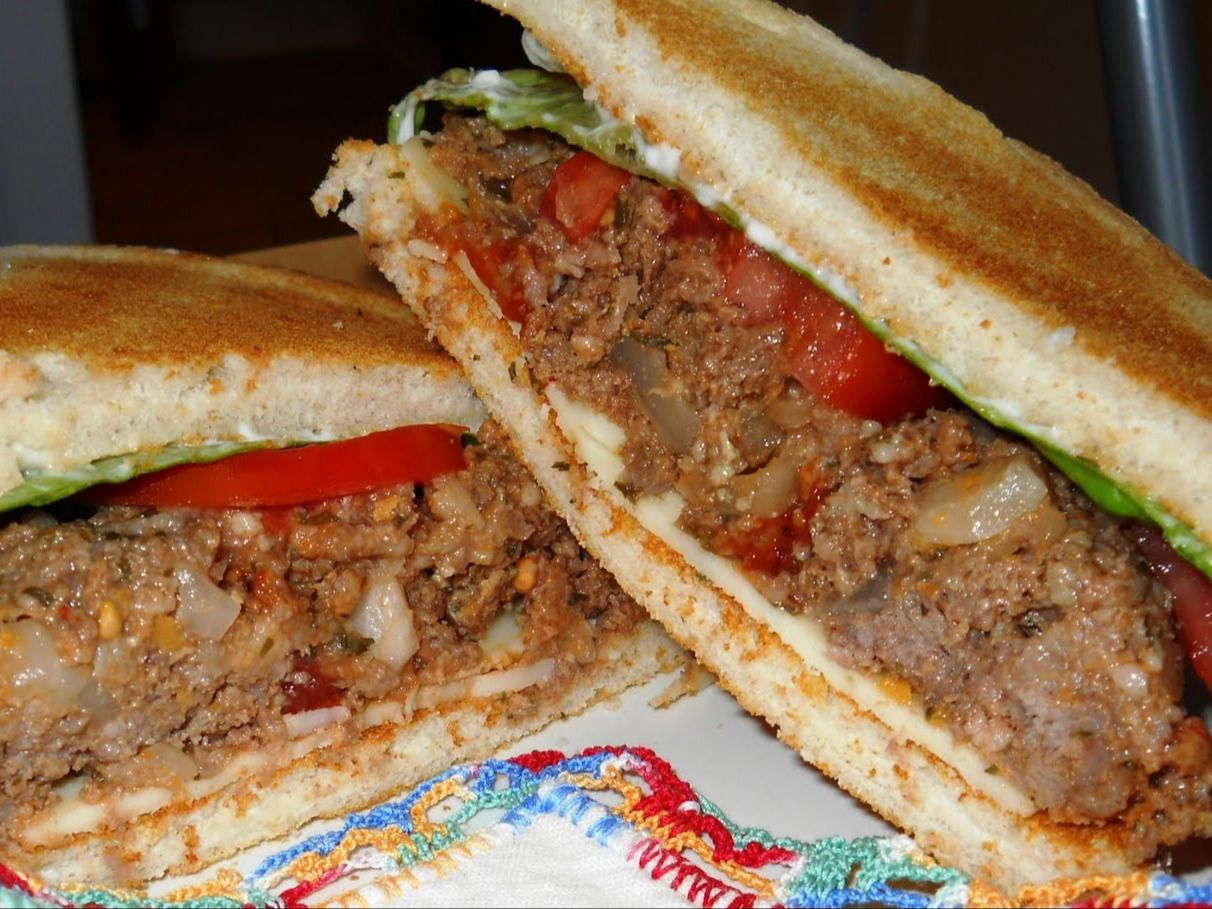Sandwitch Minced Baladi Meat Fino Bread Medium Size