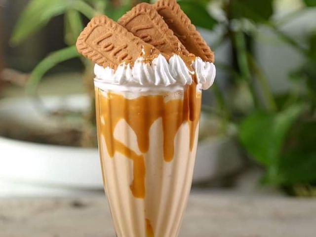 Lotus Milkshake