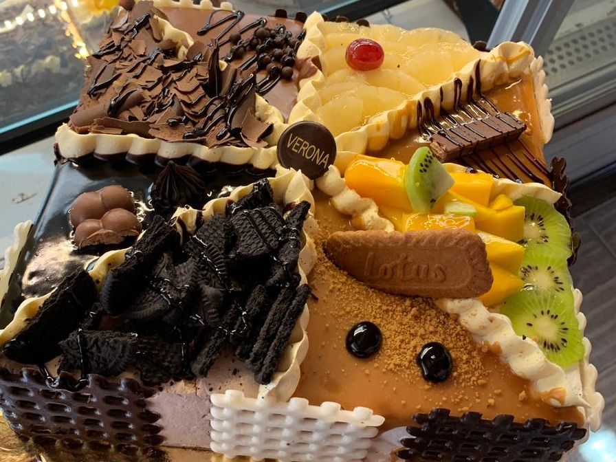 8 Season Cake