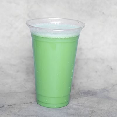 Arugula juice with milk