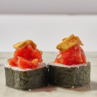 Tuna Tartara Roll