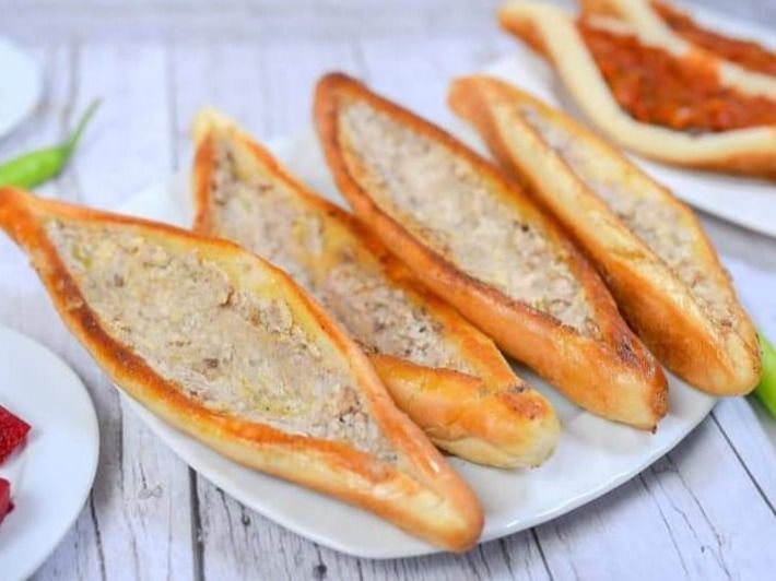 Sandwich Mokh With Butter