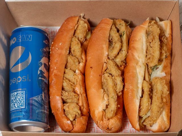 3 Fried Fino Sandwiches Offer And Pepsi Can