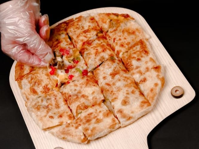 Mix Cheese Pie