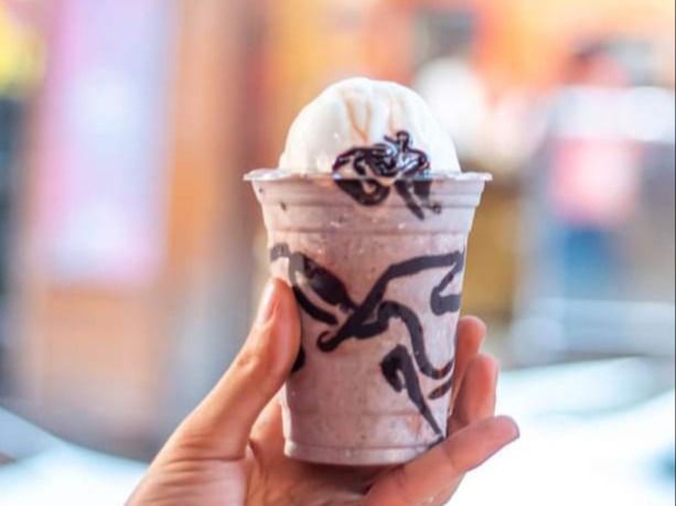 Oreo Milkshake