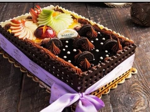 1/2 Chocolate 1/2 Fruit 20x30