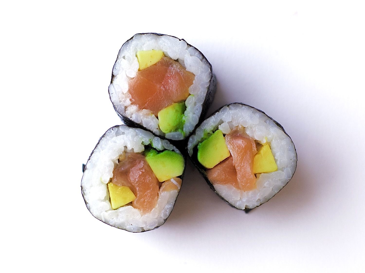 Salmon Avocado Maki 6 Pcs