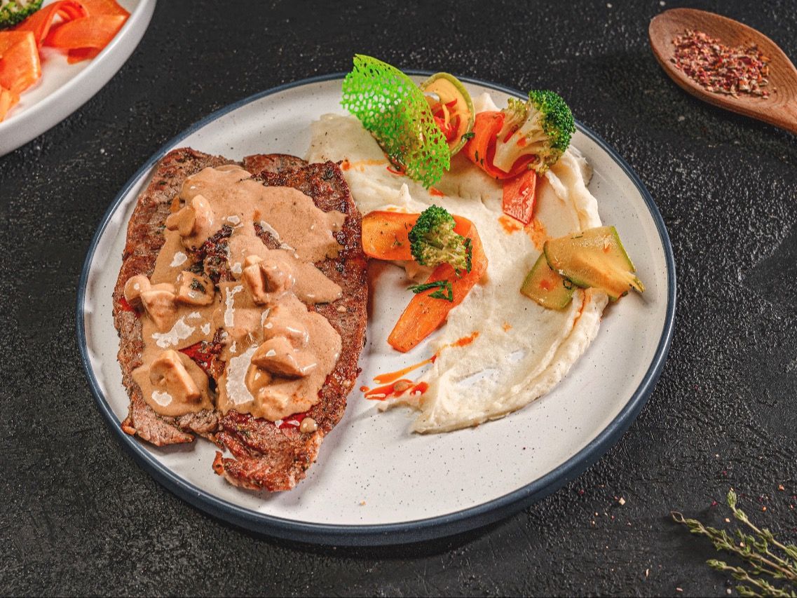 Beef Fillet With Mushroom Sauce
