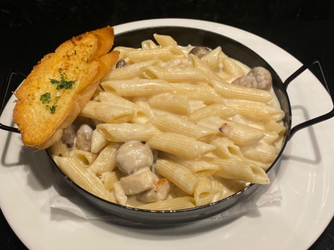 Chicken Alfredo Pasta