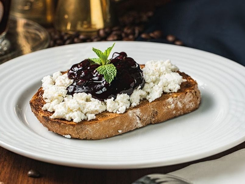 Blueberry And Banana And Chocolate Cream