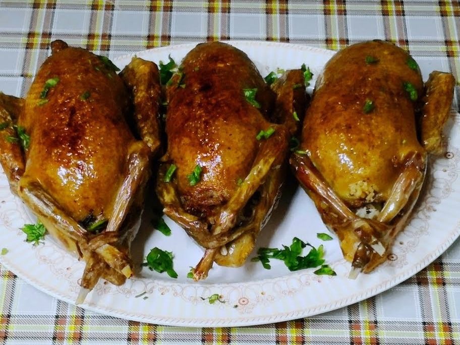 1 Piece Grits Stuffed Pigeon