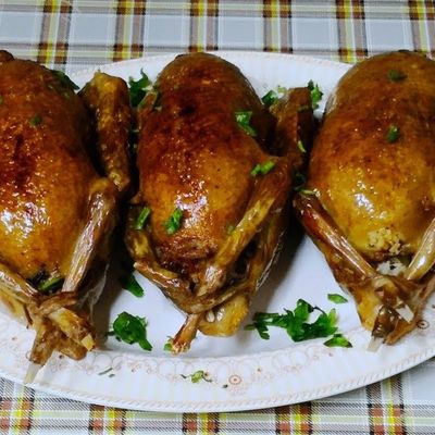 1 Piece Grits Stuffed Pigeon