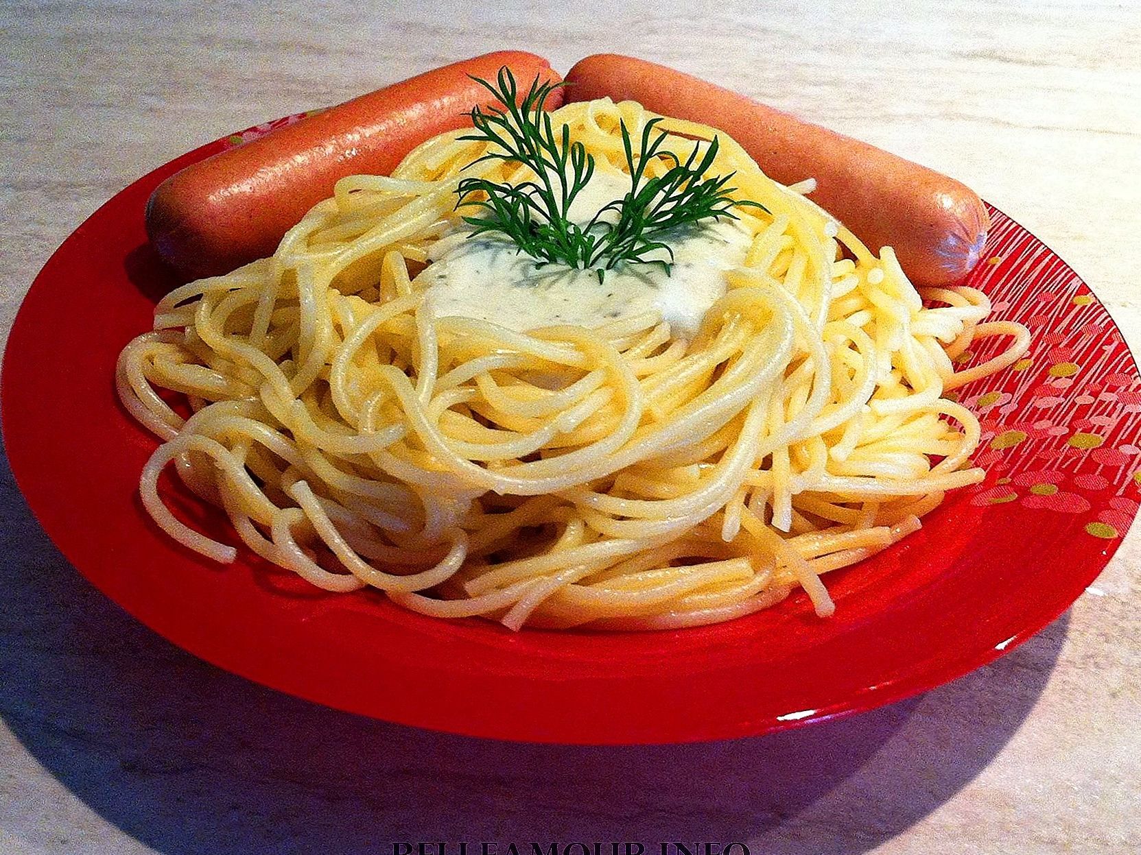 Creamy Pasta Hot Dog