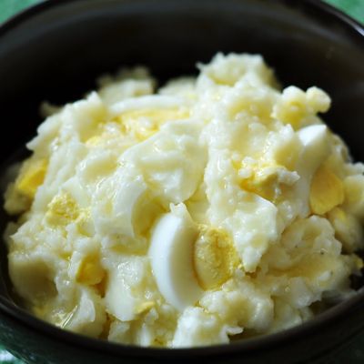 A Box Of Mashed Potatoes With Eggs