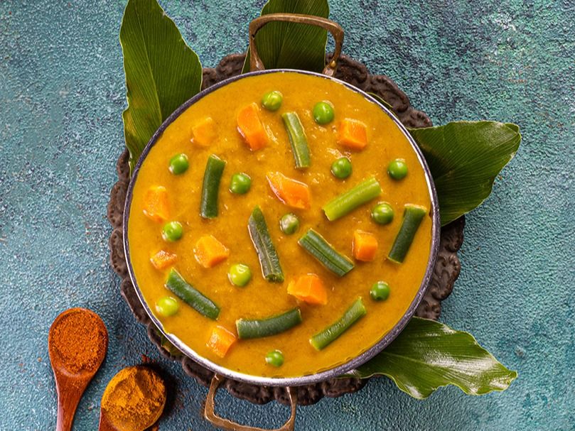 Mix Vegetables With Curry Sauce
