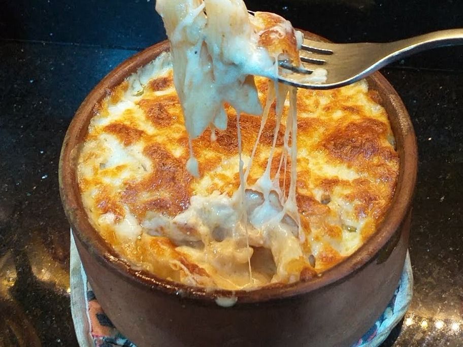 Pasta With Chicken And Mozzarella Casserole
