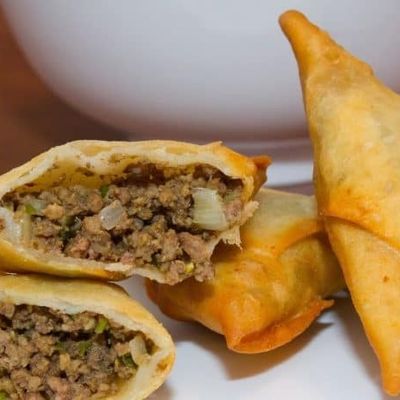 سمبوسك لحم 4 قطع