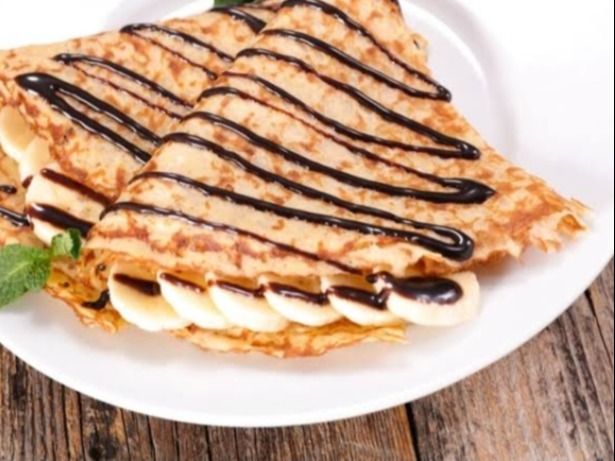 Nutella Chocolate With Banana Crepe