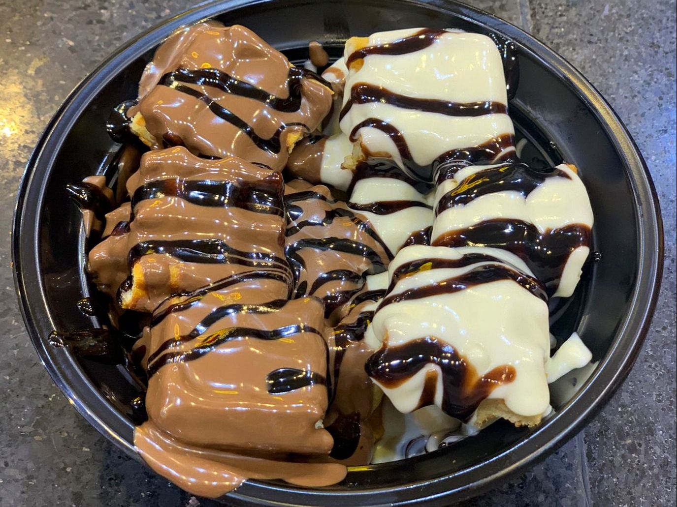 Waffle Bites Mix Chocolate